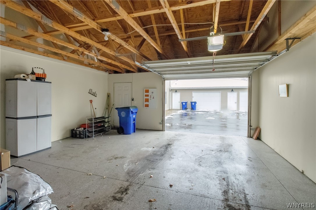 346 Potters Road, Unit I West Seneca, NY 14220 - Photo 28 of 31