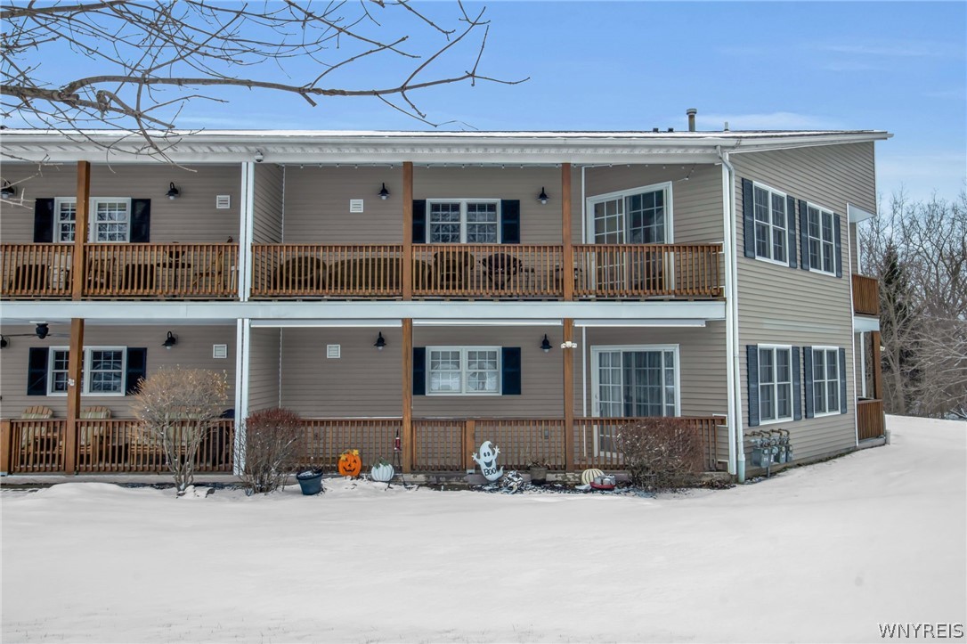 346 Potters Road, Unit I West Seneca, NY 14220 - Photo 4 of 31