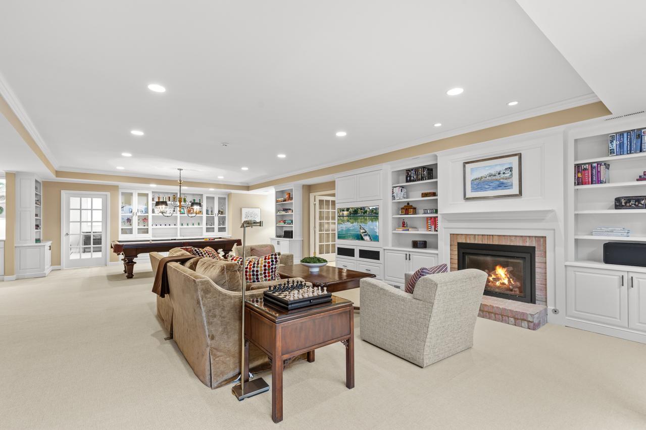 546 Harrington Road Wayzata, MN 55391 - Photo 25 of 48