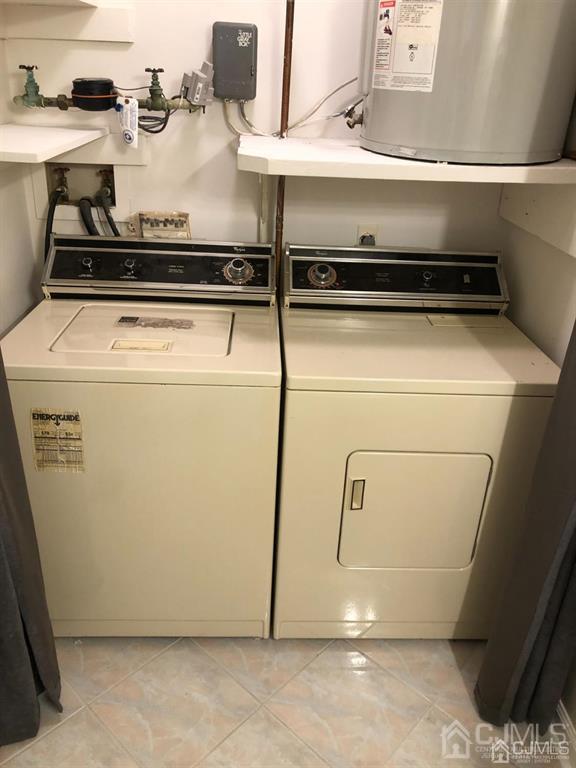 126 Concordia Circle, Unit G Monroe Township, NJ 08831 - Photo 12 of 14 a close view of stove