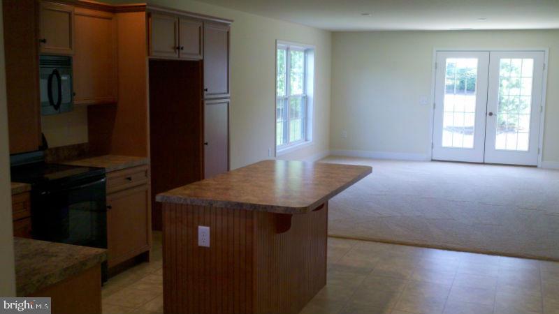48 Harvest Road, Unit 20 Lancaster, PA 17602 - Photo 5 of 9 Gallery Image 5