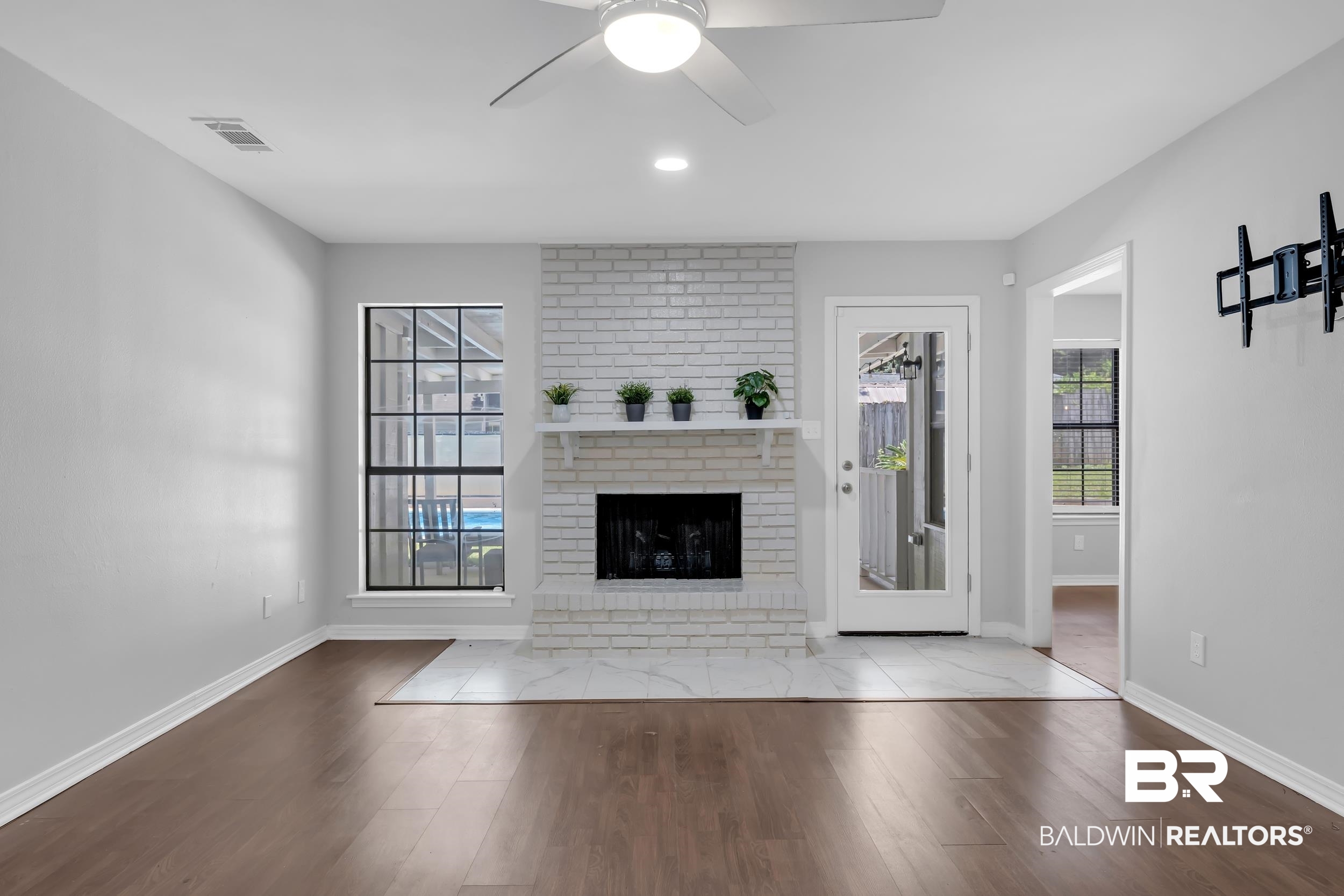 105 Montclair Loop Daphne, AL 36526 - Photo 8 of 44 Gallery Image 8