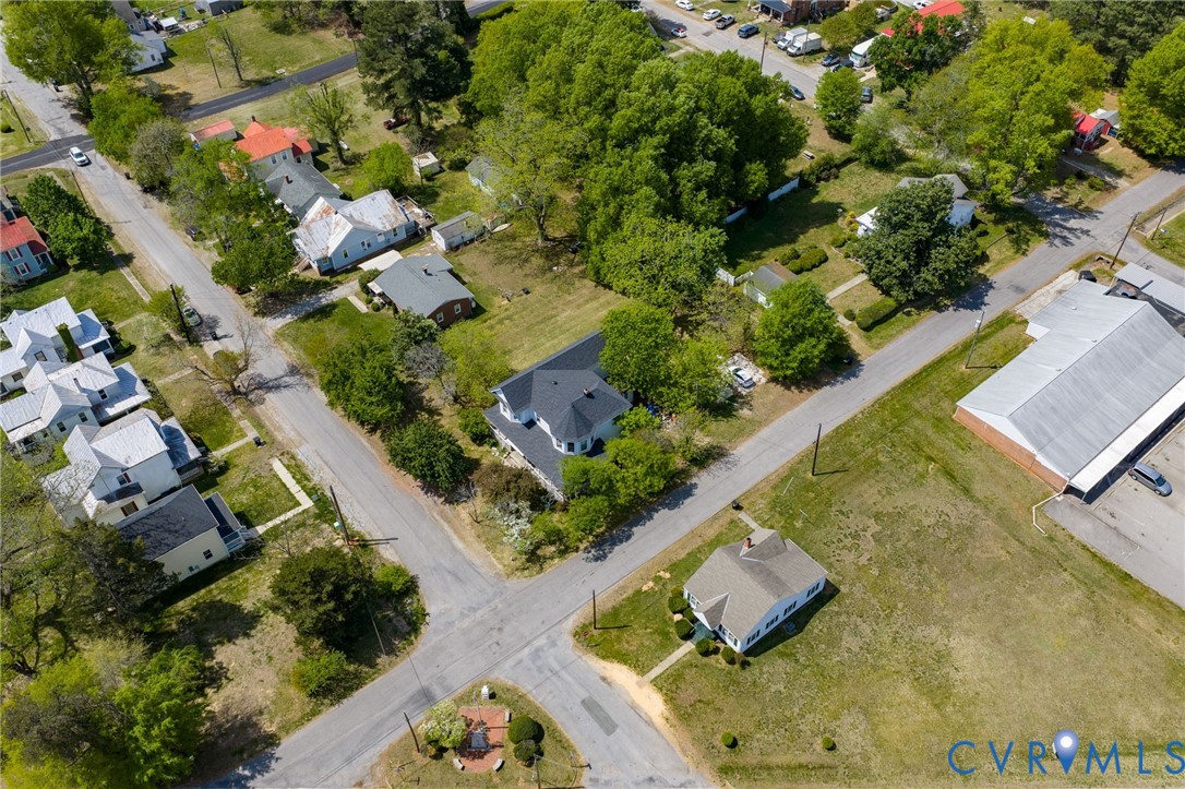 1622 12th Street Victoria, VA 23974 - Photo 4 of 34