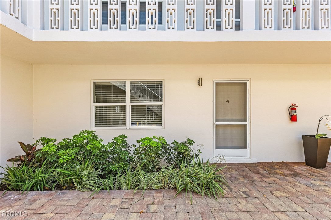 780 10th Avenue South, Unit 4 Naples, FL 34102 - Photo 24 of 32