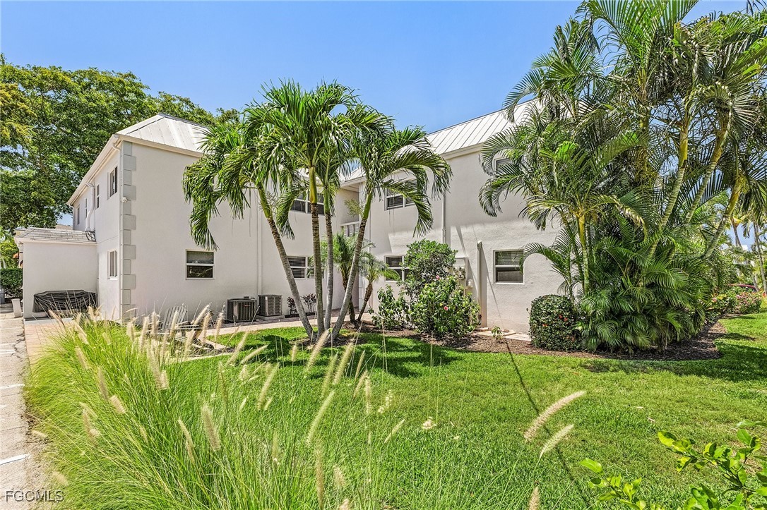 780 10th Avenue South, Unit 4 Naples, FL 34102 - Photo 28 of 32