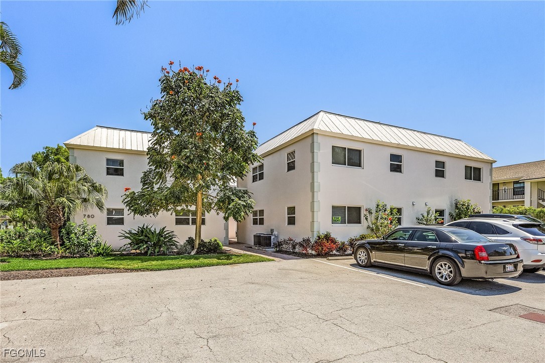 780 10th Avenue South, Unit 4 Naples, FL 34102 - Photo 30 of 32