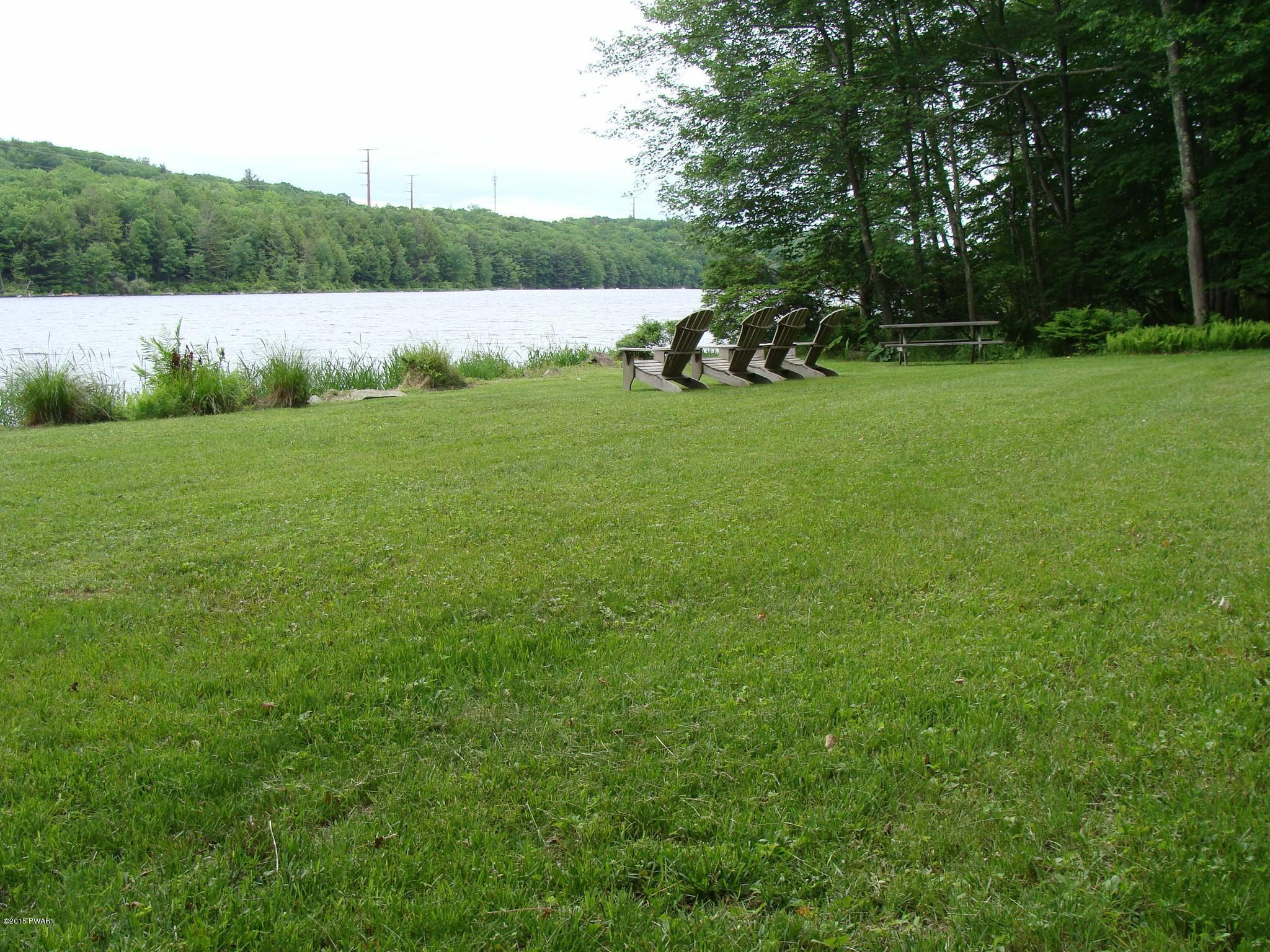 6 Sheridan Road Hawley, PA 18428 - Photo 13 of 21 Gallery Image 13