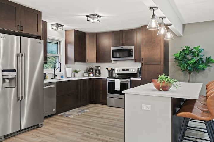 6090 Rattman Road Madison, WI 53718 - Photo 2 of 40