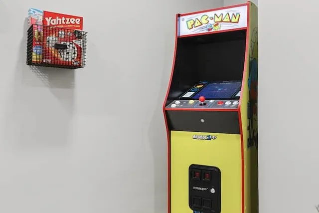 $459,900 | 6090 Rattman Road, Madison, WI 53718