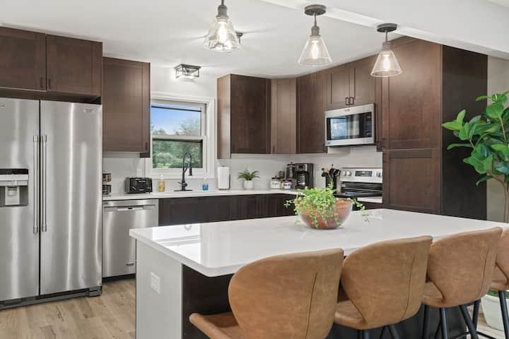 6090 Rattman Road Madison, WI 53718 - Photo 3 of 40