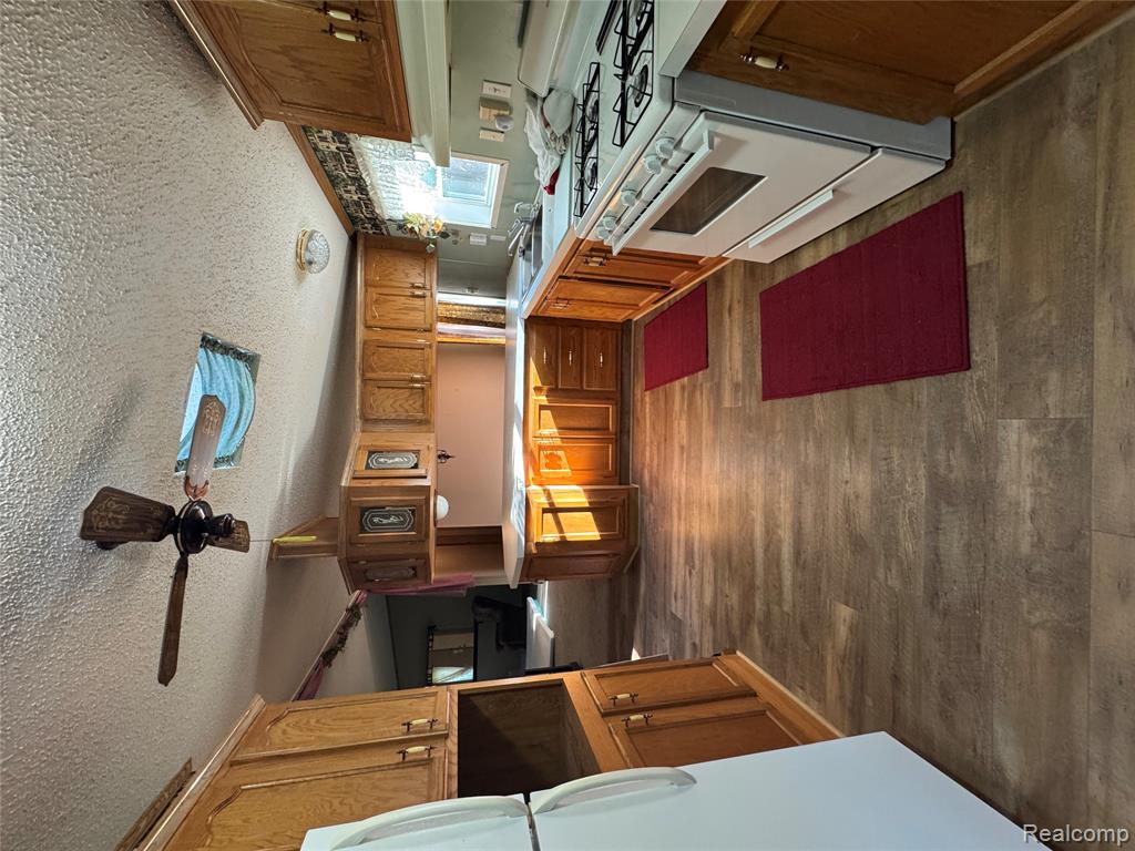 3165 O'Leary Road Flint, MI 48504 - Photo 6 of 22