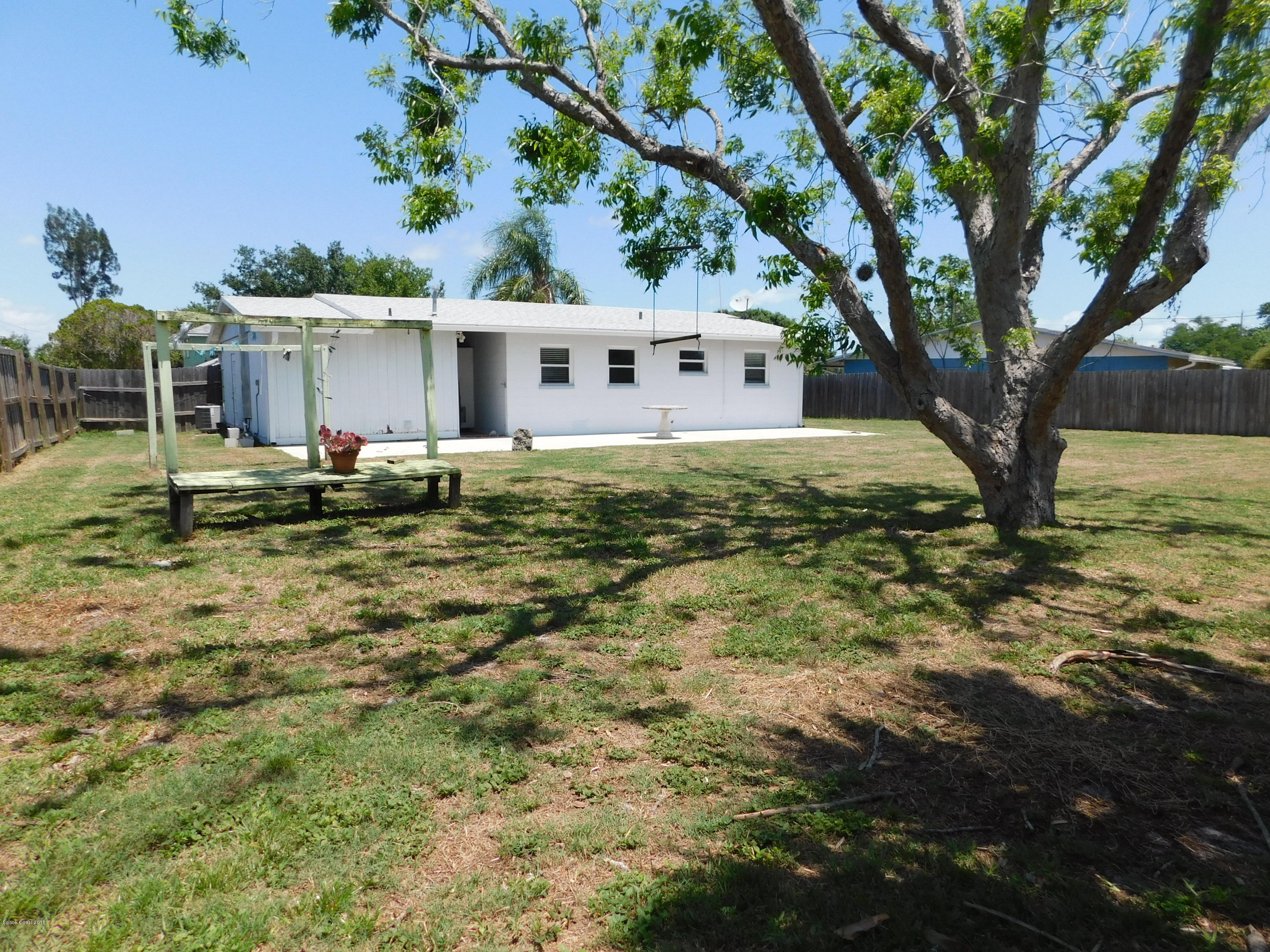 2267 King Richard Road Melbourne, FL 32935 - Photo 2 of 15 Fenced backyard