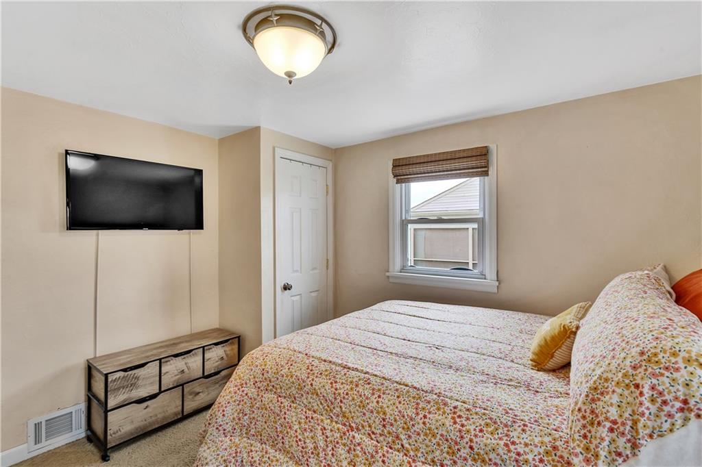 11414 Joseph Street Irwin, PA 15642 - Photo 9 of 39