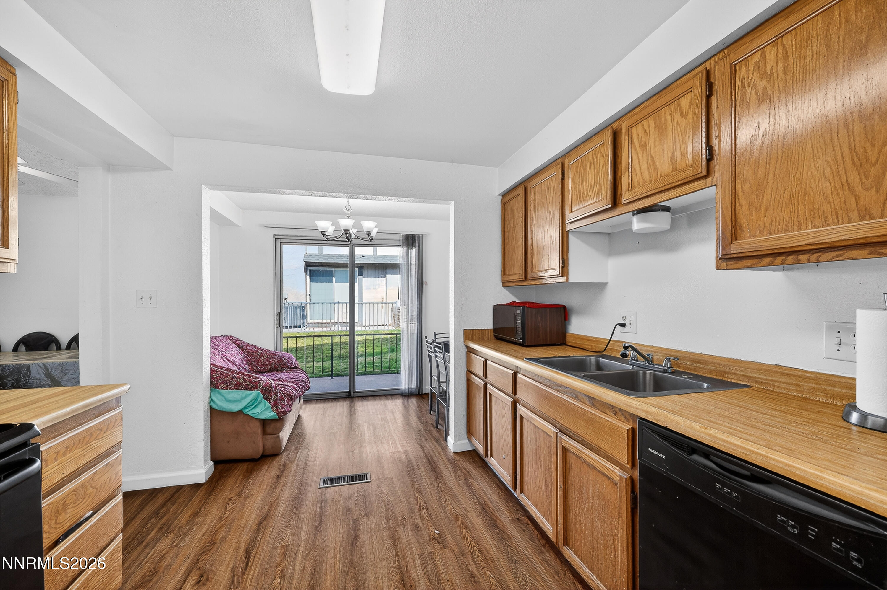 1544 Chester Square Sparks, NV 89431 - Photo 9 of 20 Chester-6