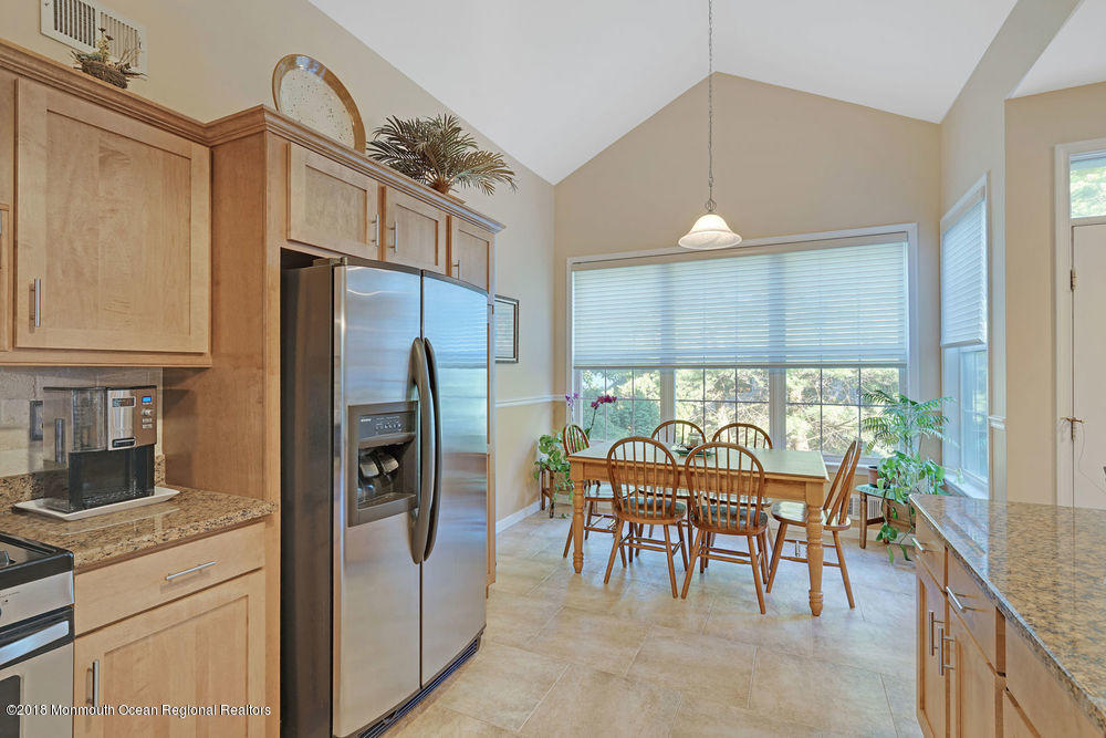 16 Raleigh Pass Colts Neck, NJ 07722 - Photo 10 of 38 dsc01524-dsc01528