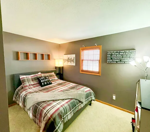 $287,000 | 102 Colony Drive, Karlstad, MN 56732