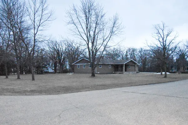 $287,000 | 102 Colony Drive, Karlstad, MN 56732