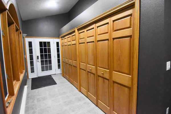 $287,000 | 102 Colony Drive, Karlstad, MN 56732