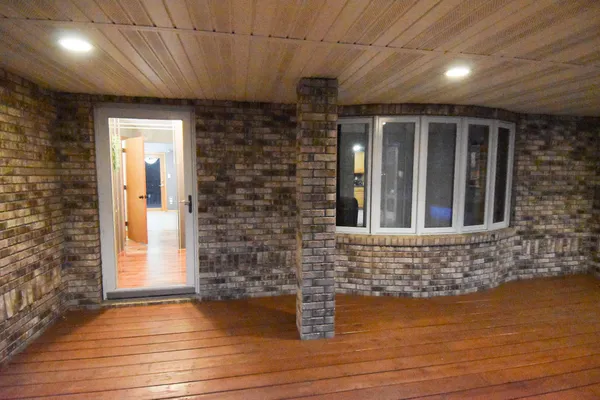 $287,000 | 102 Colony Drive, Karlstad, MN 56732