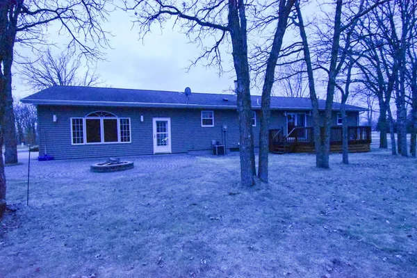 $287,000 | 102 Colony Drive, Karlstad, MN 56732