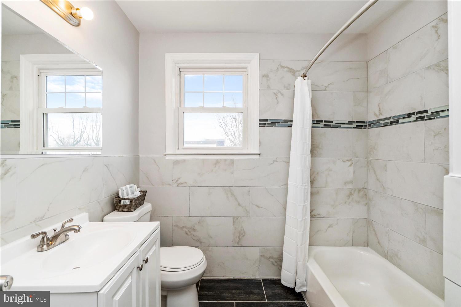 1931 Robinwood Road Baltimore, MD 21222 - Photo 14 of 32 Gallery Image 14