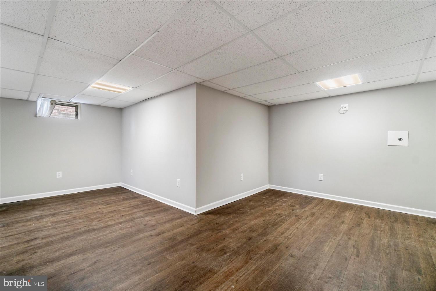 1931 Robinwood Road Baltimore, MD 21222 - Photo 17 of 32 Gallery Image 17