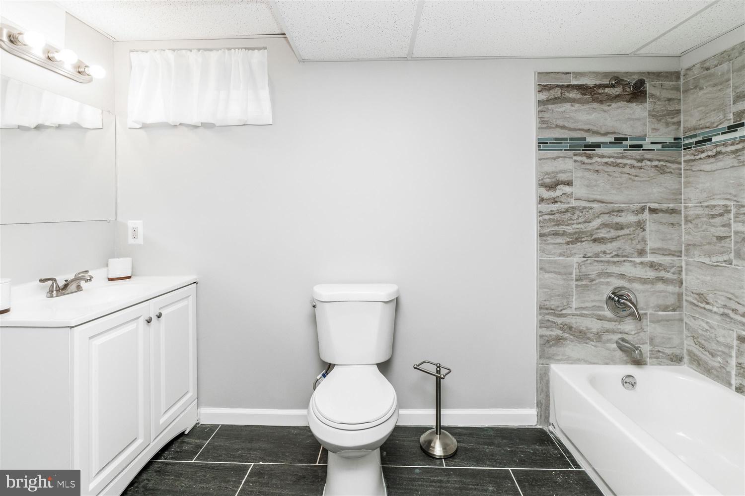 1931 Robinwood Road Baltimore, MD 21222 - Photo 19 of 32 Gallery Image 19