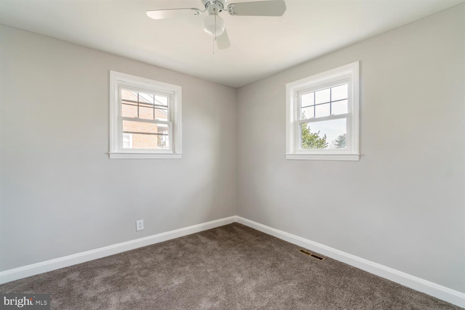 1931 Robinwood Road Baltimore, MD 21222 - Photo 26 of 32 Gallery Image 26