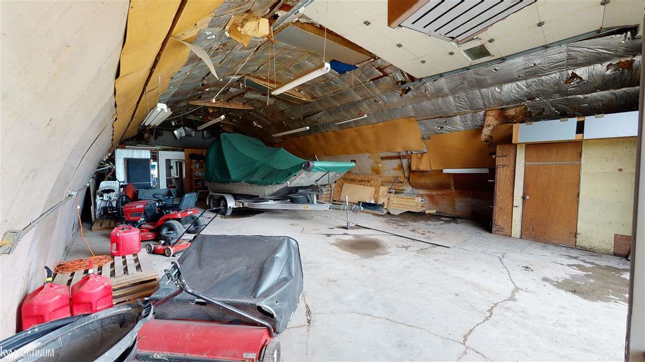 6013 Pointe Tremble Road Algonac, MI 48001 - Photo 25 of 26 Inside of hut, very spacious and open