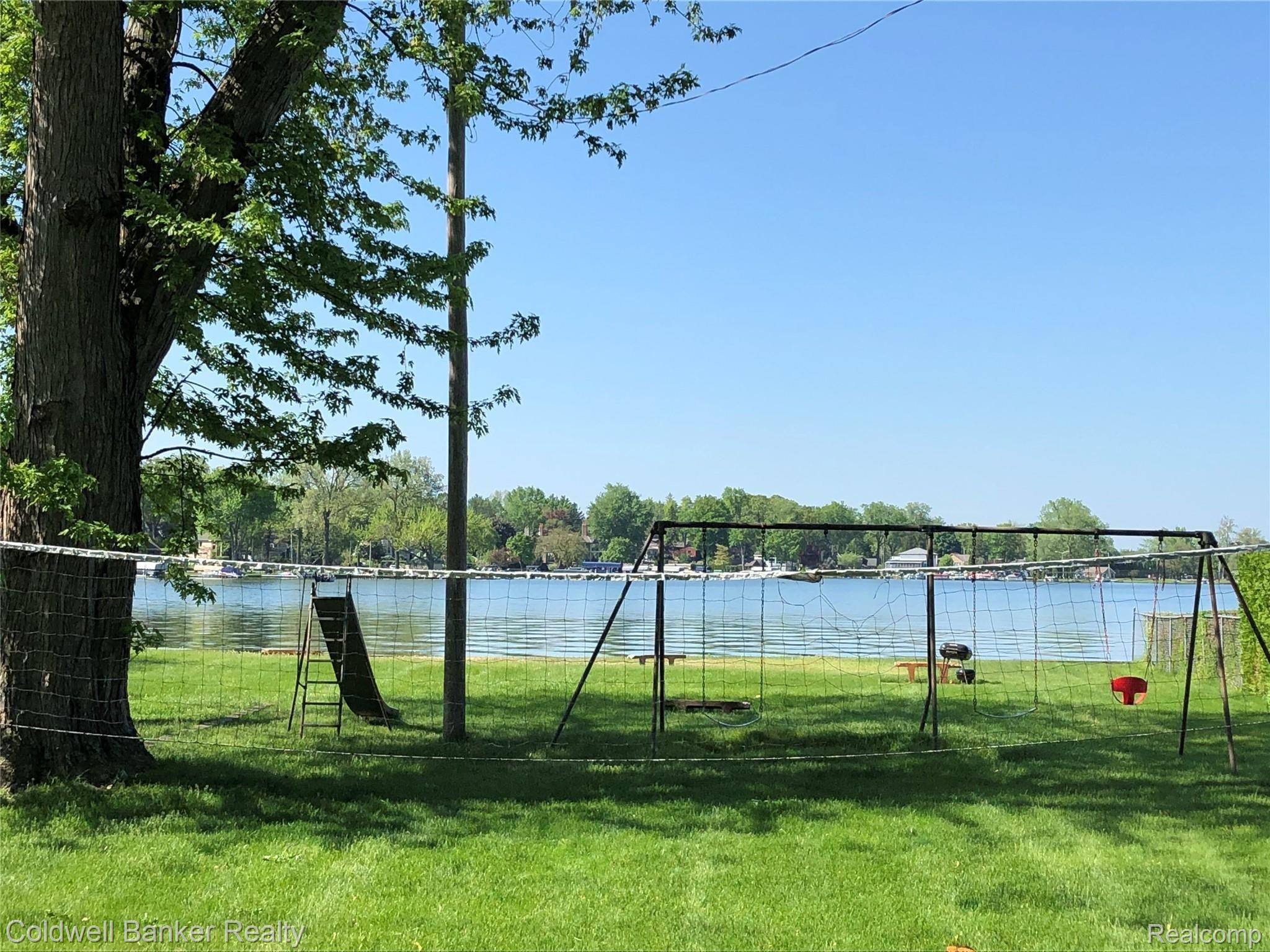 210 Linden Road Pontiac, MI 48341 - Photo 20 of 20 Beach Recreation