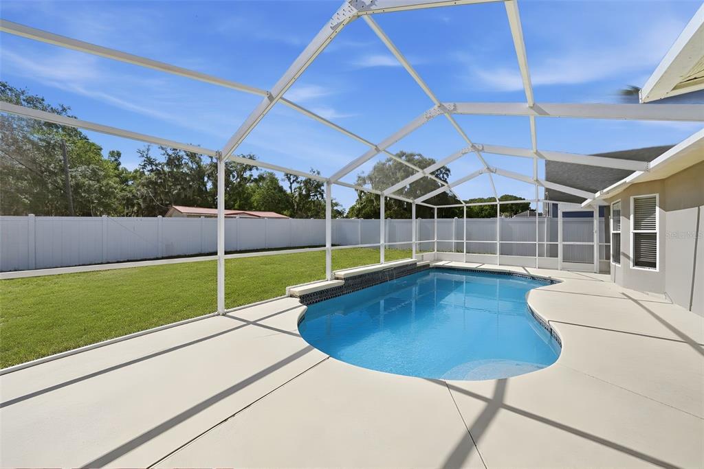 3511 Gray Whetstone Street Brandon, FL 33511 - Photo 4 of 34