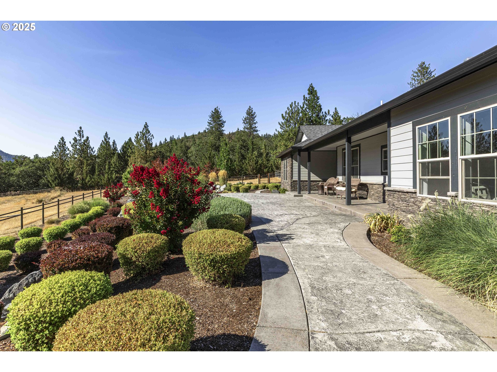 3465 Galls Creek Road Gold Hill, OR 97525 - Photo 2 of 30 a view of a backyard