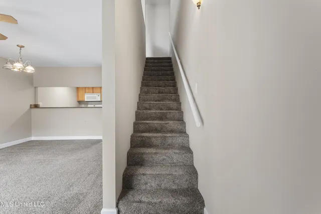 $1,100 | 3230 Cumberland Road, Unit 31, Ocean Springs, MS 39564