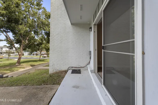 $1,100 | 3230 Cumberland Road, Unit 31, Ocean Springs, MS 39564