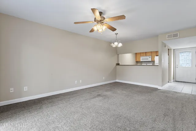 $1,100 | 3230 Cumberland Road, Unit 31, Ocean Springs, MS 39564