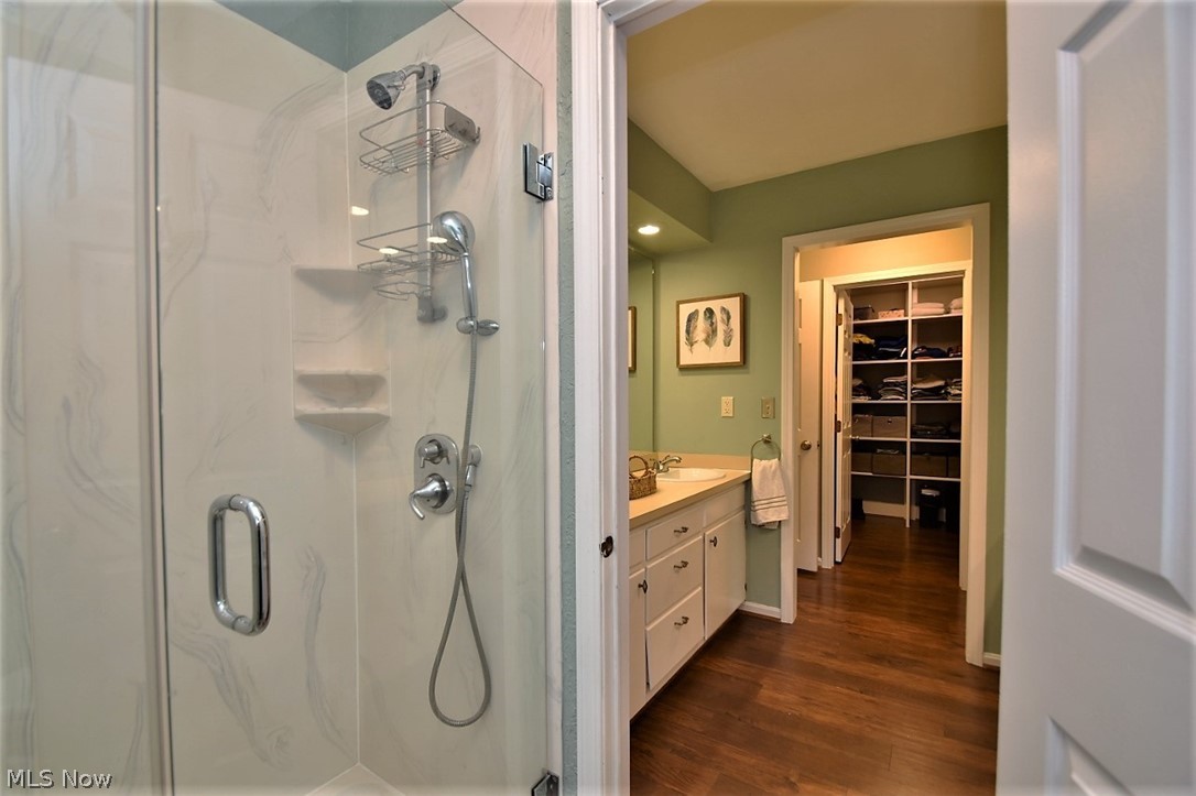 4590 Lander Road Chagrin Falls, OH 44022 - Photo 16 of 31 Gallery Image 16
