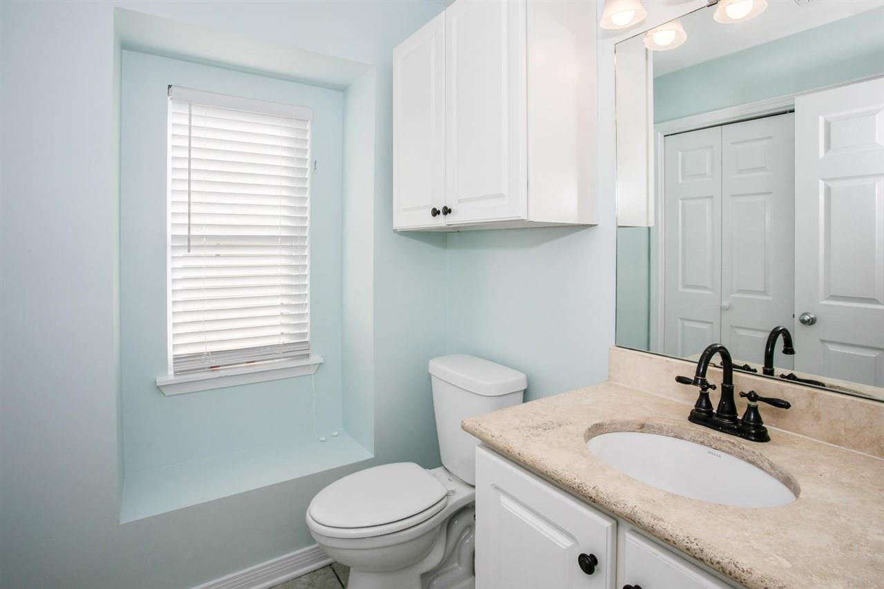 15922 Innerarity Point Road Pensacola, FL 32507 - Photo 14 of 35