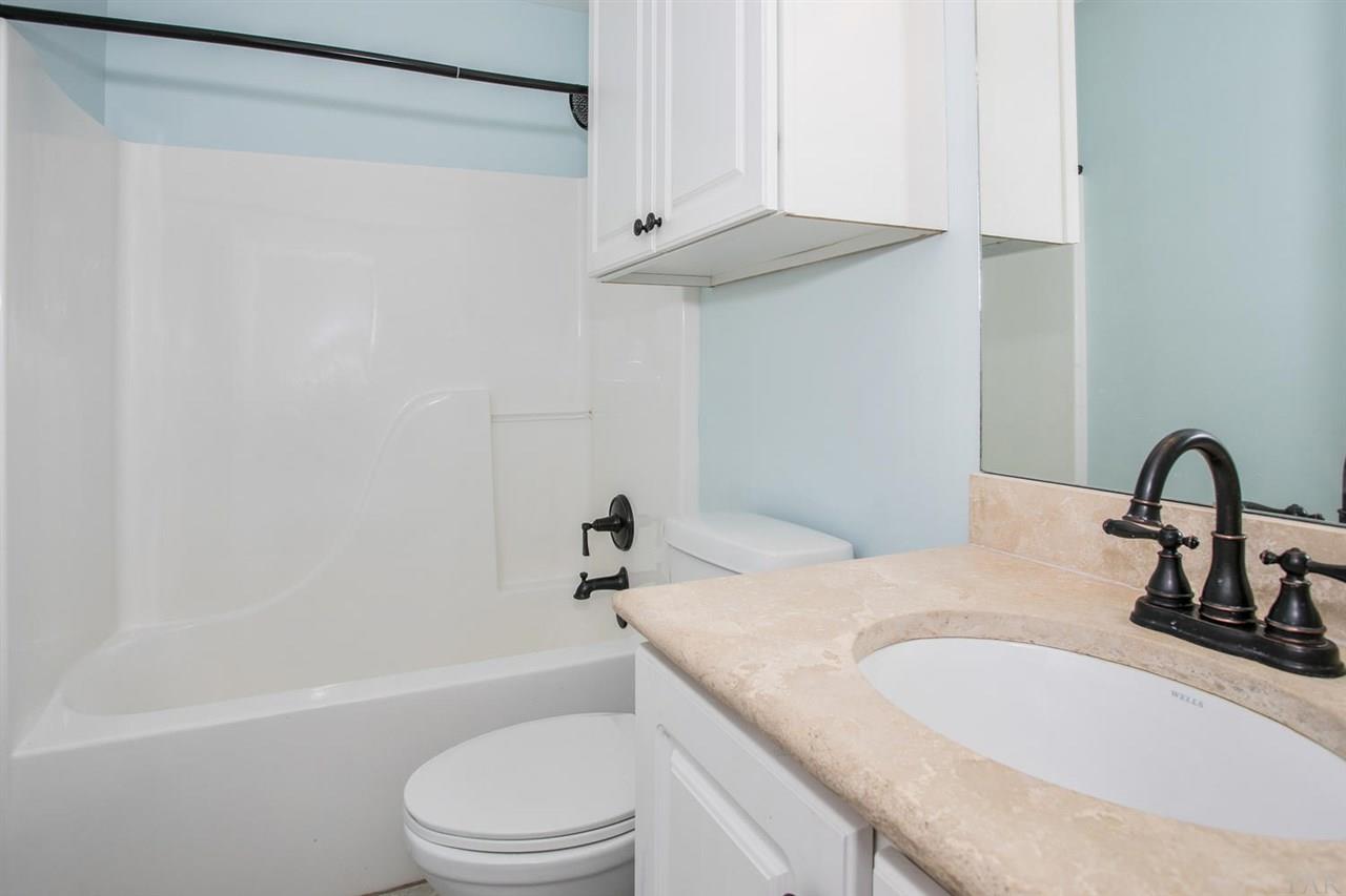 15922 Innerarity Point Road Pensacola, FL 32507 - Photo 21 of 35