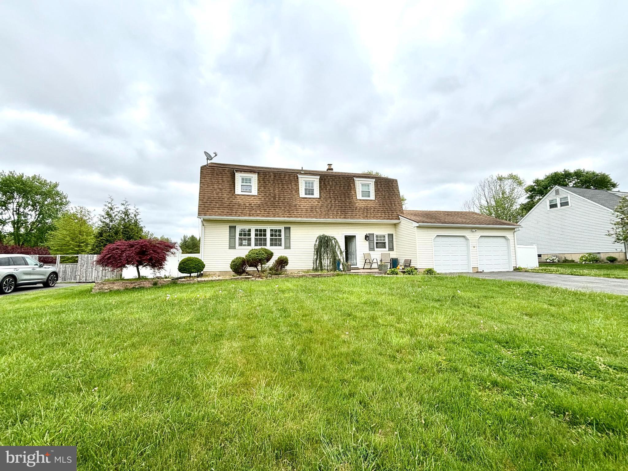 550 Flock Road Hamilton, NJ 08690 - Photo 1 of 32 Front Elevation of Home
