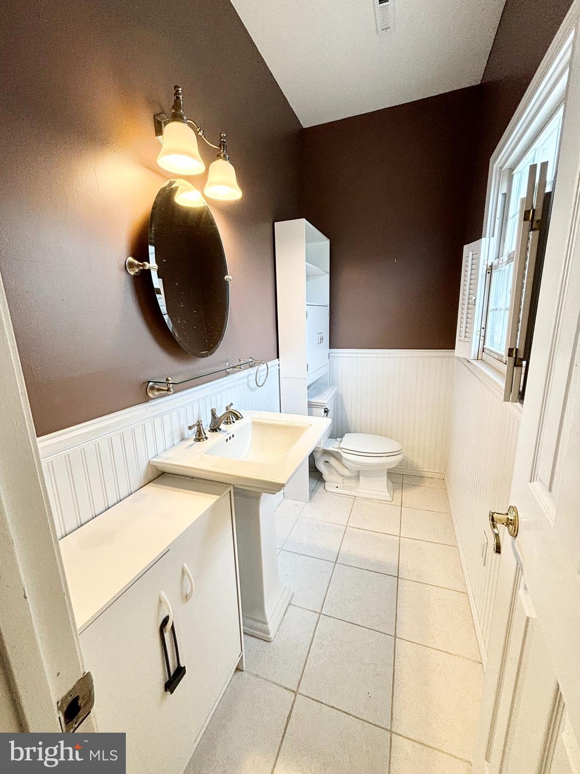 550 Flock Road Hamilton, NJ 08690 - Photo 19 of 32 Half Bath First Floor