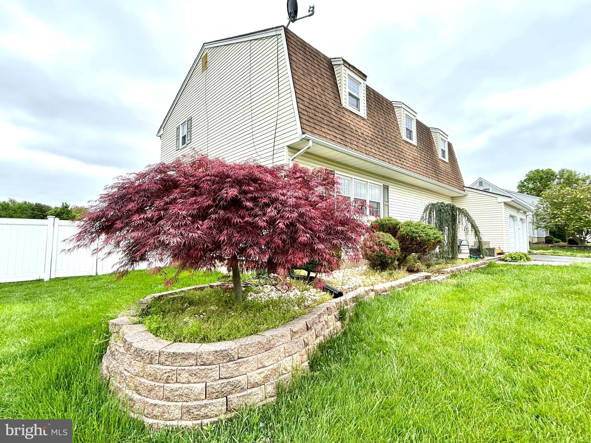 550 Flock Road Hamilton, NJ 08690 - Photo 2 of 32 Beautiful Mature Landscaping with Addit. Hardscape