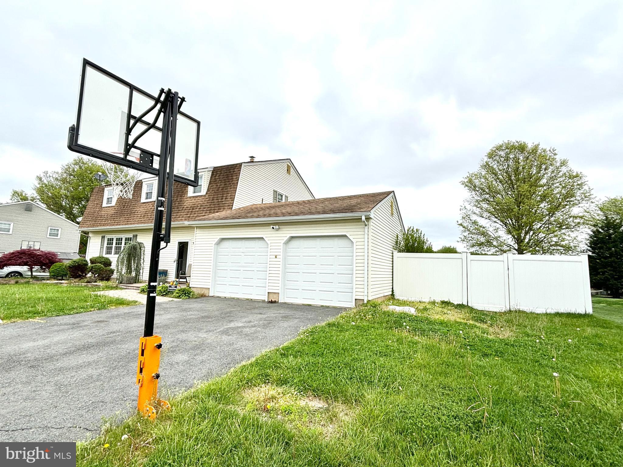 550 Flock Road Hamilton, NJ 08690 - Photo 5 of 32