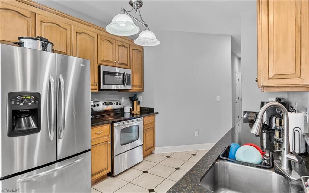 737 Sandy Cross Road Reidsville, NC 27320 - Photo 12 of 40