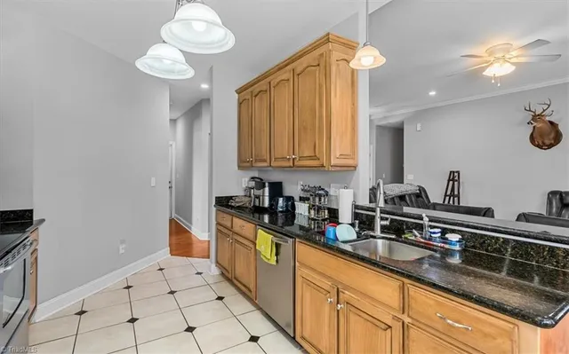 $475,000 | 737 Sandy Cross Road, Reidsville, NC 27320