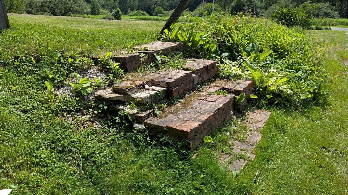 1408 East Brook Road Hamden, NY 13856 - Photo 30 of 32 These brick steps are exempt from inspection. Fami