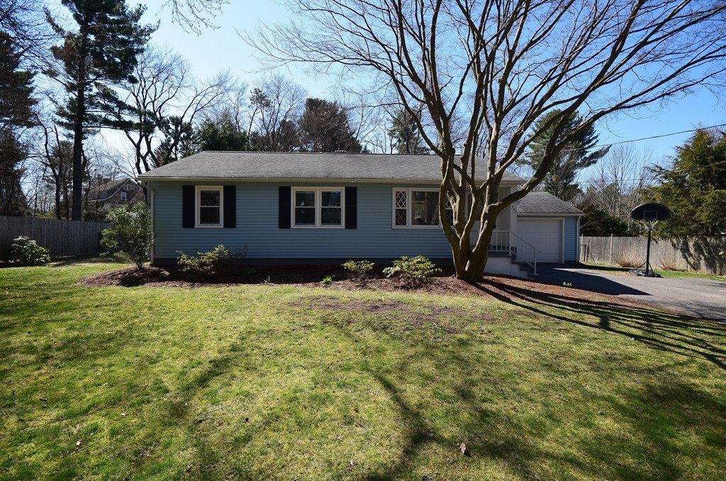 352 Springfield Street Wilbraham, MA 01095 - Photo 1 of 23 Gallery Image 1