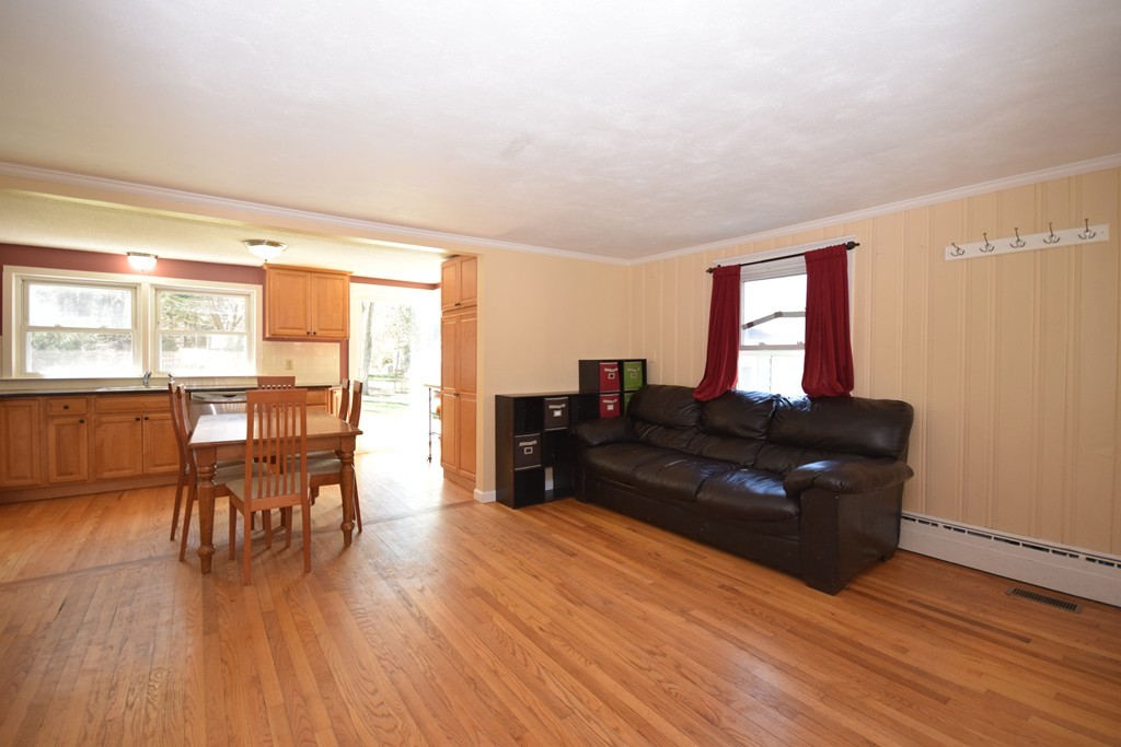 352 Springfield Street Wilbraham, MA 01095 - Photo 12 of 23 Gallery Image 12