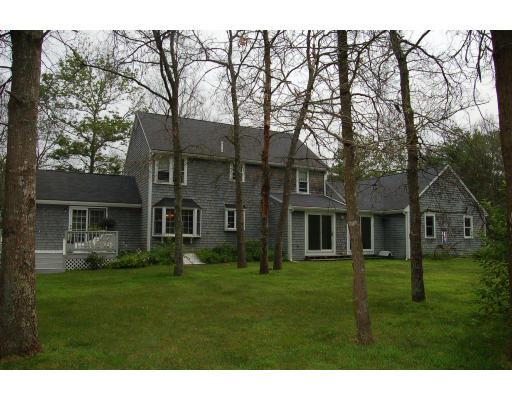 5 Bells Brook Road Lakeville, MA 02347 - Photo 2 of 8