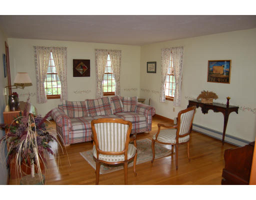 5 Bells Brook Road Lakeville, MA 02347 - Photo 7 of 8