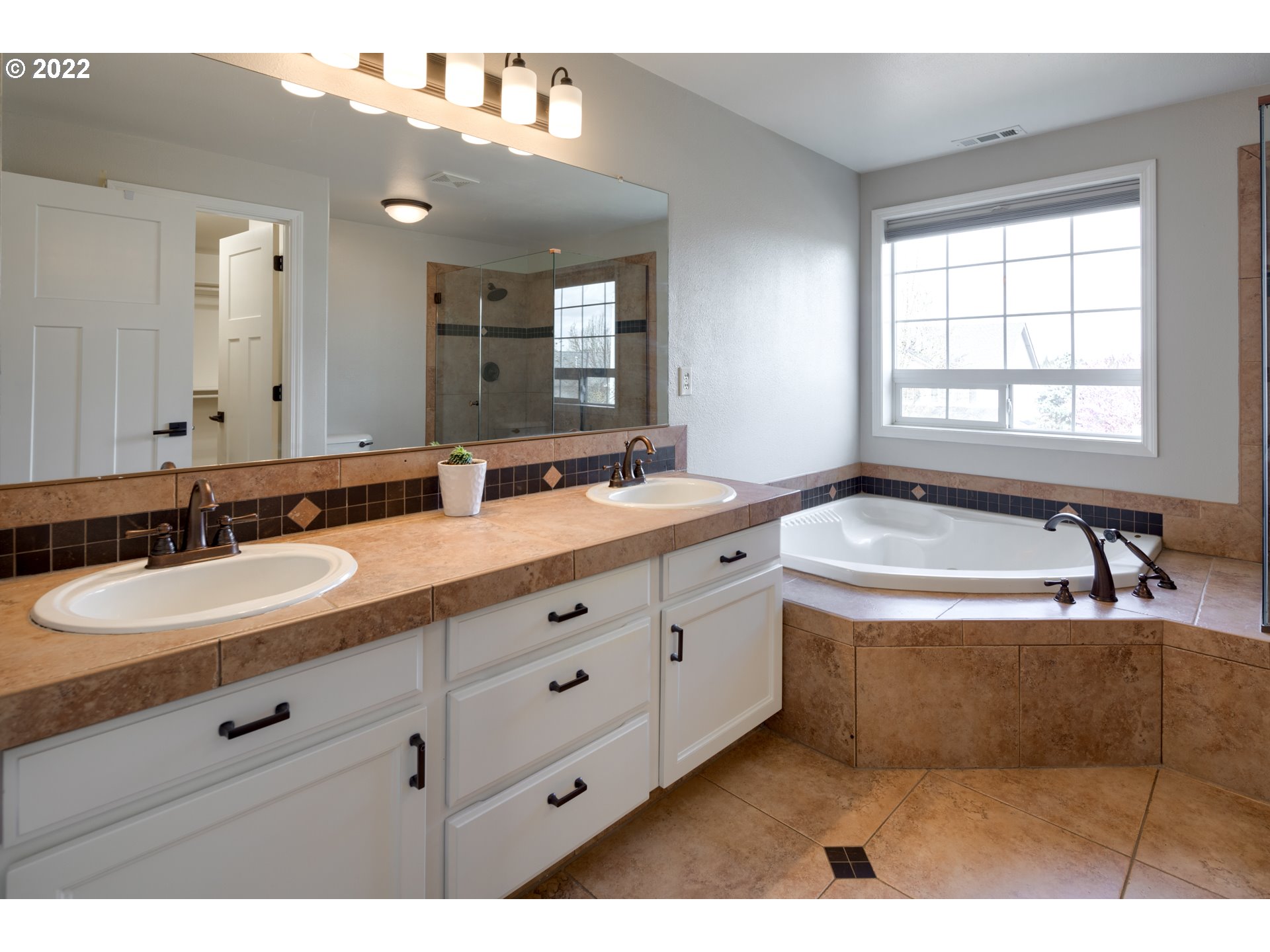 3529 Northwest Pacific Rim Drive Camas, WA 98607 - Photo 21 of 29 Gallery Image 21